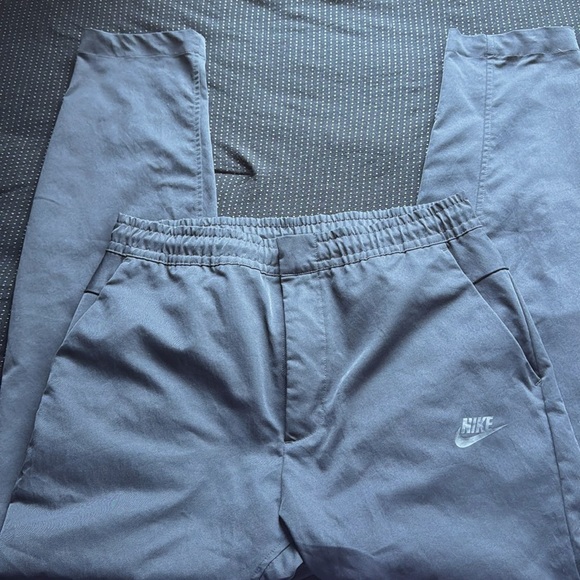 Nike Men’s Cargo Pants Medium - Picture 1 of 4
